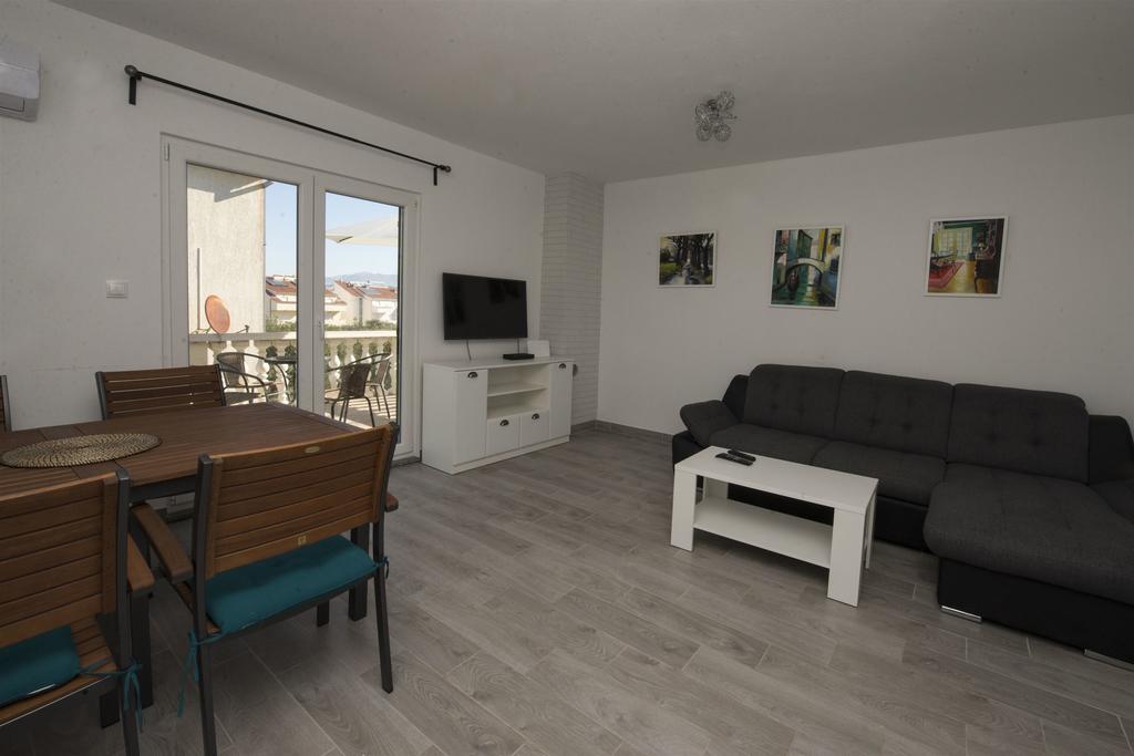 Apartment Jure Slatine Extérieur photo