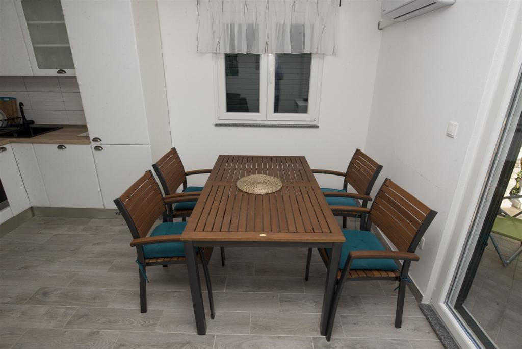 Apartment Jure Slatine Extérieur photo